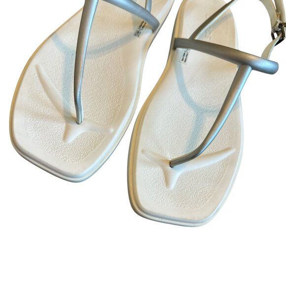 Crocs Miami White Sandals Silver Straps Flip Flop Thongs w/ Buckle Size 9 Womens - Picture 4 of 9
